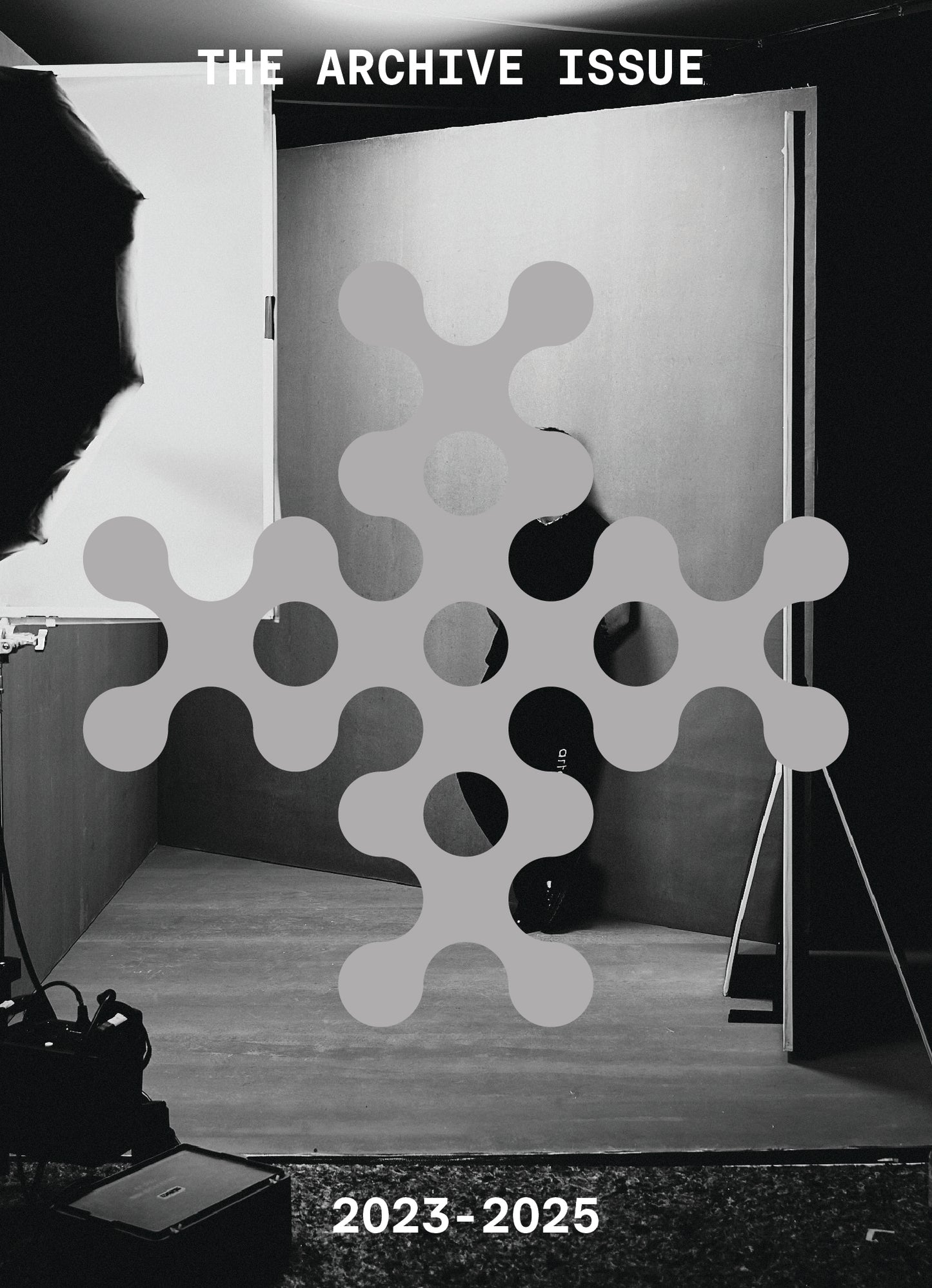 (2025) ''The Archive Issue''